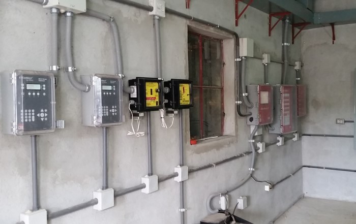 La óptima distribución de los controles y la instalación eléctrica garantiza el óptimo desempeño de los equipos