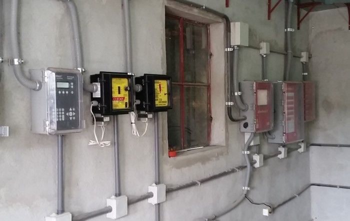 La óptima distribución de los controles y la instalación eléctrica garantiza el óptimo desempeño de los equipos.  